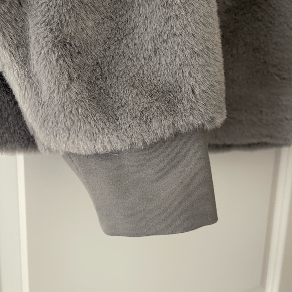 Ann Taylor Faux Fur Funnel Neck Sweatshirt - Picture 5 of 6